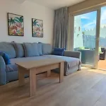 Marbella Golf 85 *